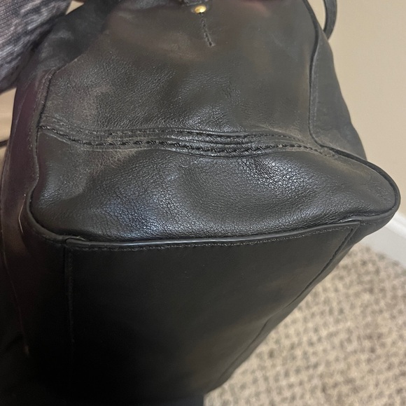 Coach Poppy East West Black Leather Shoulder Bag - Picture 6 of 9